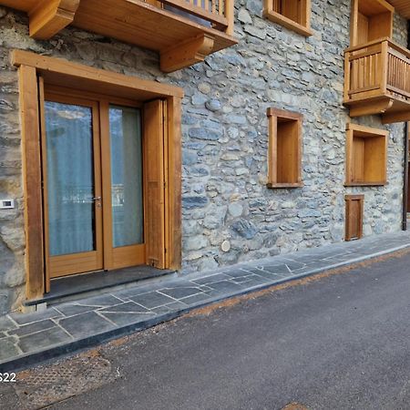 Grazioso Trilocale Con Ampia Terrazza Appartement Chiesa in Valmalenco Buitenkant foto