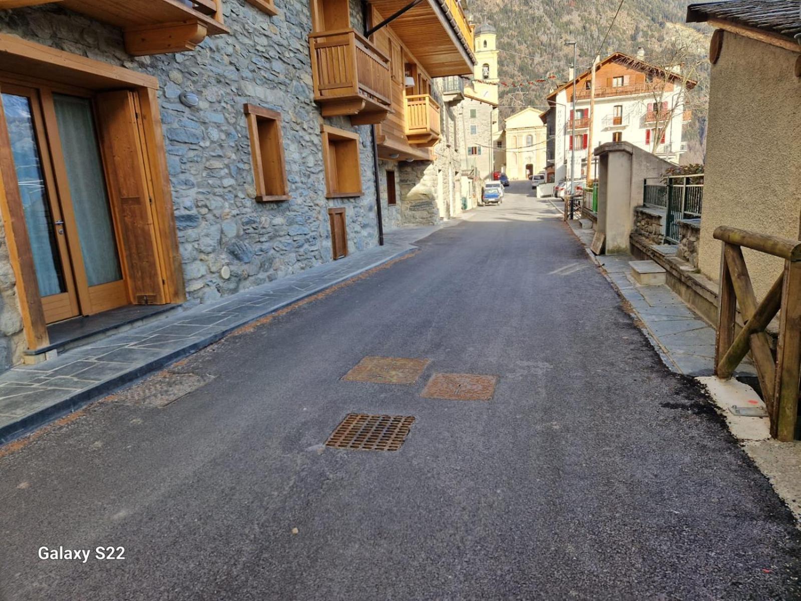 Grazioso Trilocale Con Ampia Terrazza Appartement Chiesa in Valmalenco Buitenkant foto